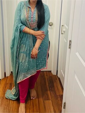 Ethnic Indian Wear Teal Kurta with Pink skinny pant